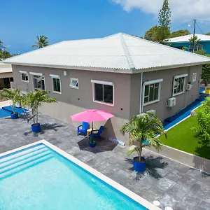 Familiewoning Met Prive Zwembad Vakantiehuis